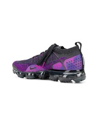 Chaussures de sport violettes Nike