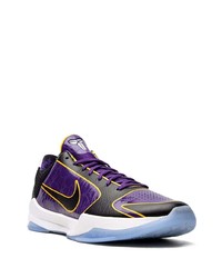 Chaussures de sport violettes Nike