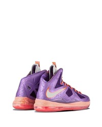 Chaussures de sport violettes Nike