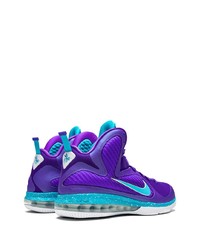 Chaussures de sport violettes Nike