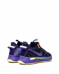 Chaussures de sport violettes Nike