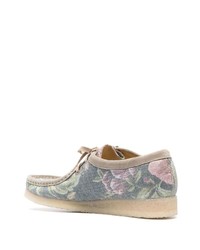 Chaussures derby en cuir à fleurs bleu clair Clarks Originals