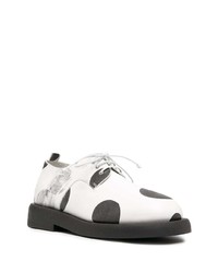 Chaussures derby en cuir á pois blanches et noires Marsèll