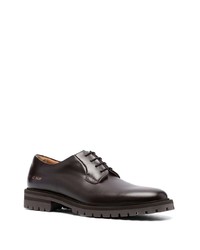 Chaussures derby en cuir épaisses marron foncé Common Projects