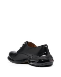 Chaussures derby en cuir épaisses noires Maison Margiela