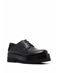 Chaussures derby en cuir épaisses noires Valentino Garavani