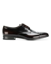 Chaussures derby en cuir marron foncé Prada