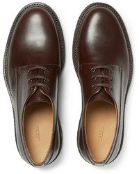 Chaussures derby en cuir marron foncé A.P.C.