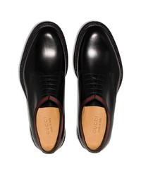 Chaussures derby en cuir noires Gucci