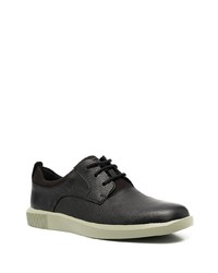 Chaussures derby en cuir noires Camper