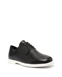 Chaussures derby en cuir noires Camper