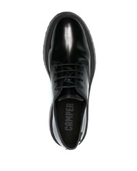 Chaussures derby en cuir noires Camper