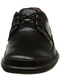 Chaussures derby noires Clarks