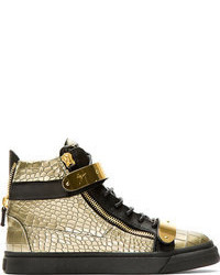 Chaussures en cuir dorées