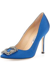 Chaussures en satin ornées bleues