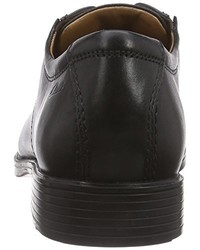 Chaussures habillées noires Clarks