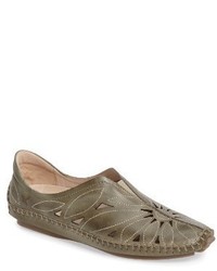 Chaussures plates en cuir olive