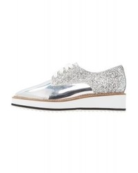 Chaussures richelieu en cuir argentées Shellys London