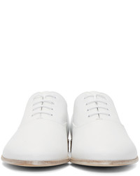 Chaussures richelieu en cuir blanches Alexander McQueen