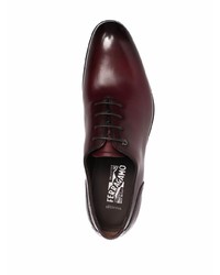 Chaussures richelieu en cuir bordeaux Salvatore Ferragamo