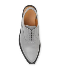 Chaussures richelieu en cuir grises Burberry