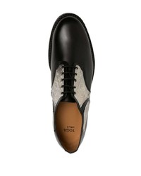 Chaussures richelieu en cuir ornées noires Toga Virilis