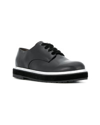 Chaussures richelieu en cuir ornées noires AGL