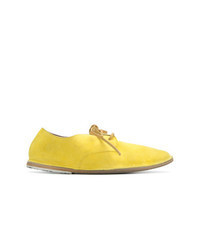 Chaussures richelieu en daim jaunes