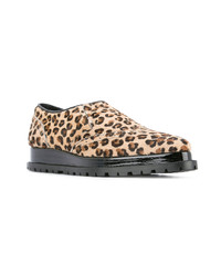 Chaussures richelieu imprimées léopard marron clair Sacai
