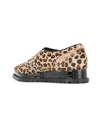 Chaussures richelieu imprimées léopard marron clair Sacai