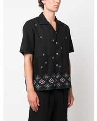 Chemise à manches courtes brodée noire Baziszt