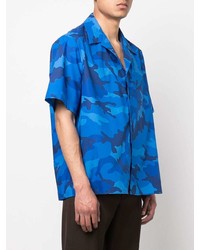 Chemise à manches courtes camouflage bleue Valentino
