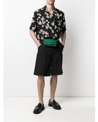 Chemise à manches courtes en soie imprimée noire Gucci