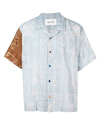 Chemise à manches courtes imprimée bleu clair Story Mfg.