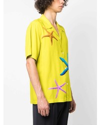 Chemise à manches courtes imprimée chartreuse Sandro