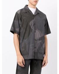 Chemise à manches courtes imprimée gris foncé Maharishi