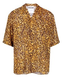 Chemise à manches courtes imprimée léopard marron clair Moschino