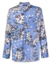 Chemise à manches longues imprimée léopard bleu clair
