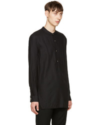 Chemise noire Attachment