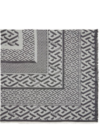 Écharpe en soie imprimée grise Versace