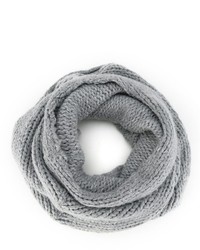 Écharpe en tricot grise