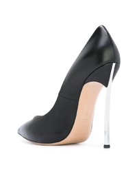 Escarpins en cuir noirs Casadei