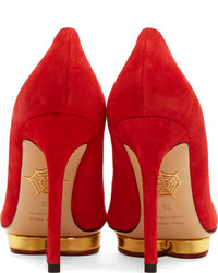 Escarpins en daim rouges Charlotte Olympia