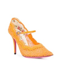 Escarpins en dentelle orange Gucci