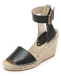 Espadrilles en cuir noires Soludos