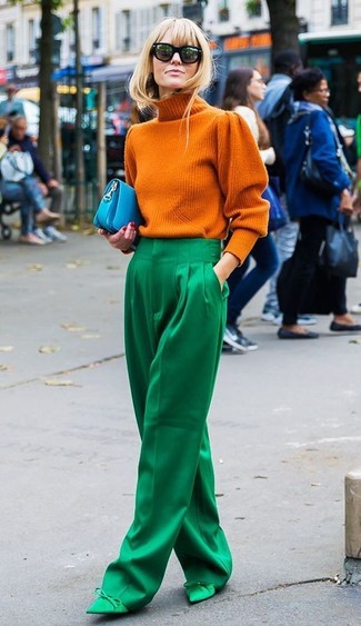 Comment porter une pochette en cuir turquoise