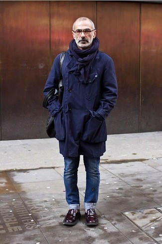 Comment porter un sac pour un style chic decontractés après 60 ans