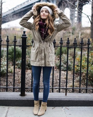 Comment porter un anorak beige