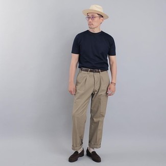 Comment porter un bob beige quand il fait très chaud