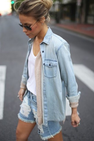 Comment porter un cardigan beige